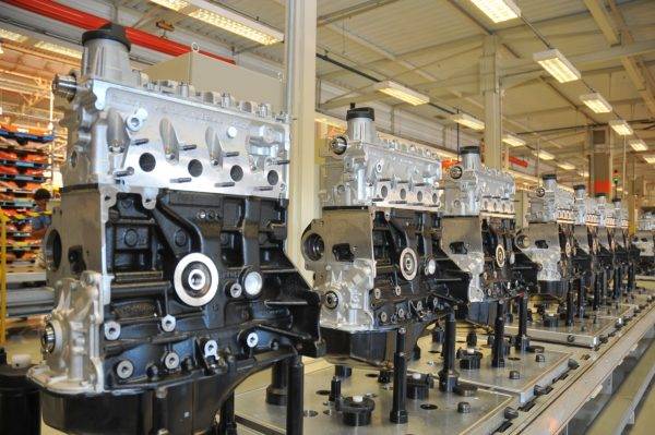 Fábrica de motores no Brasil: setor automotivo manteve acesso a benefícios fiscais. Foto: VW.