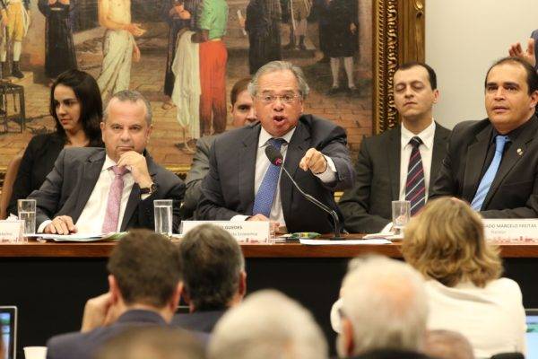 O ministro da Economia, Paulo Guedes, durante a sessão sobre reforma da Previdência na CCJ. Foto: Rodrigues Pozzebom/Agência Brasil