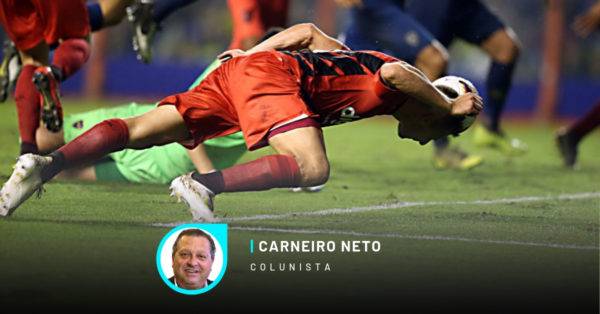 Momento do gol do Athletico contra o Boca na Bombonera. Foto Albari Rosa/Gazeta do Povo