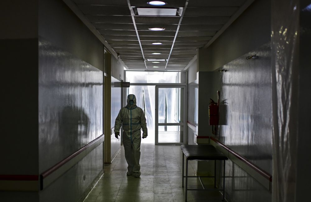 Casos de coronavírus estão subindo diariamente em Curitiba.